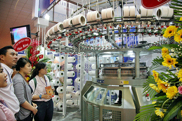 over 900 firms to attend textile fair in hcm city
