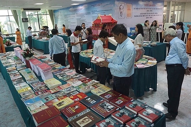book exhibition marks 50 years of president ho chi minhs testament