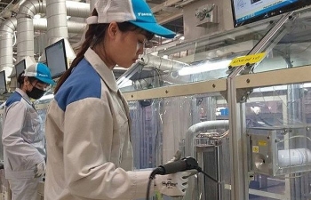Vietnam’s manufacturing drops to record low in March due to COVID-19 pandemic
