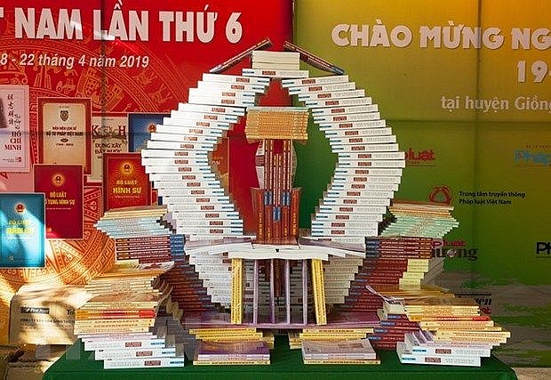 first ever online book fair to be held in celebration of vietnam book day