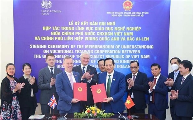Vietnam, UK beef up vocational education cooperation