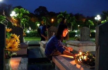 Candle lighting commemorates fallen soldiers in Dien Bien Phu battle