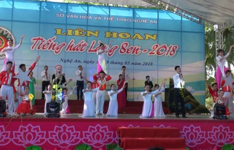 nghe an festival marks 128th birth anniversary of ho chi minh