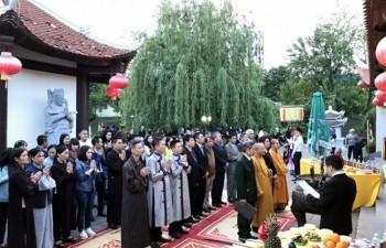 Overseas Vietnamese in Ukraine commemorate fallen soldiers