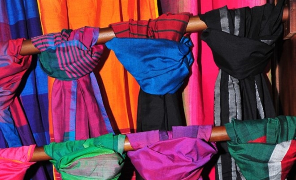 sri lankan weaving art introduced in vietnam