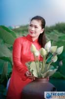 vietnam celebrates 40 years in un with brocade show