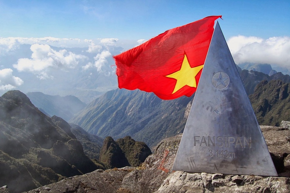 sapa fansipan on top 10 southeast asian hikes