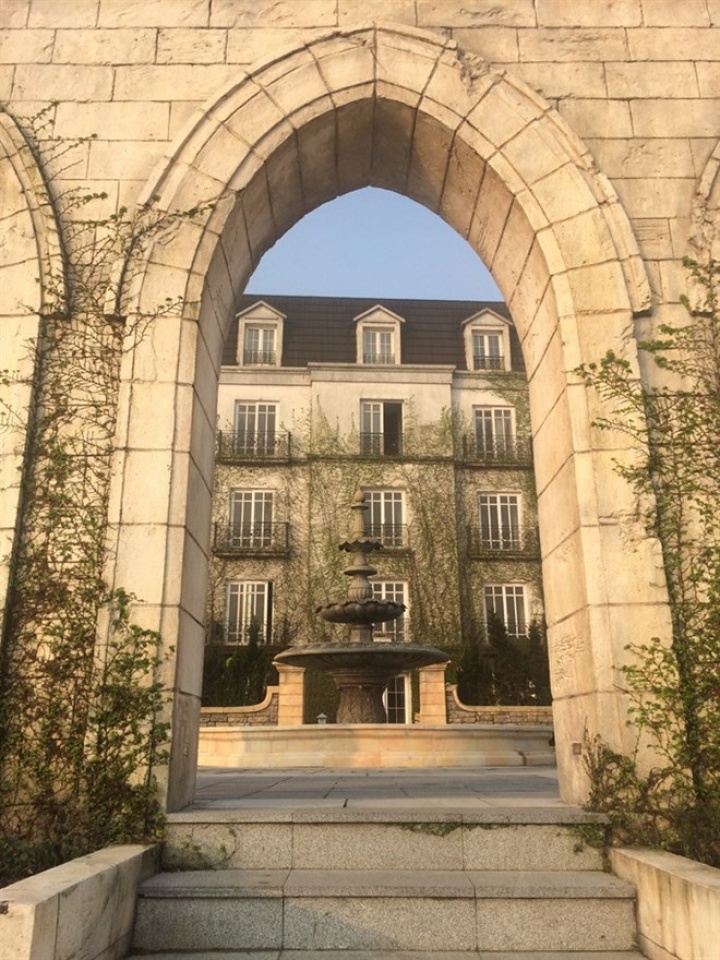 A glimpse of France in Da Nang a glimpse of france in da nang