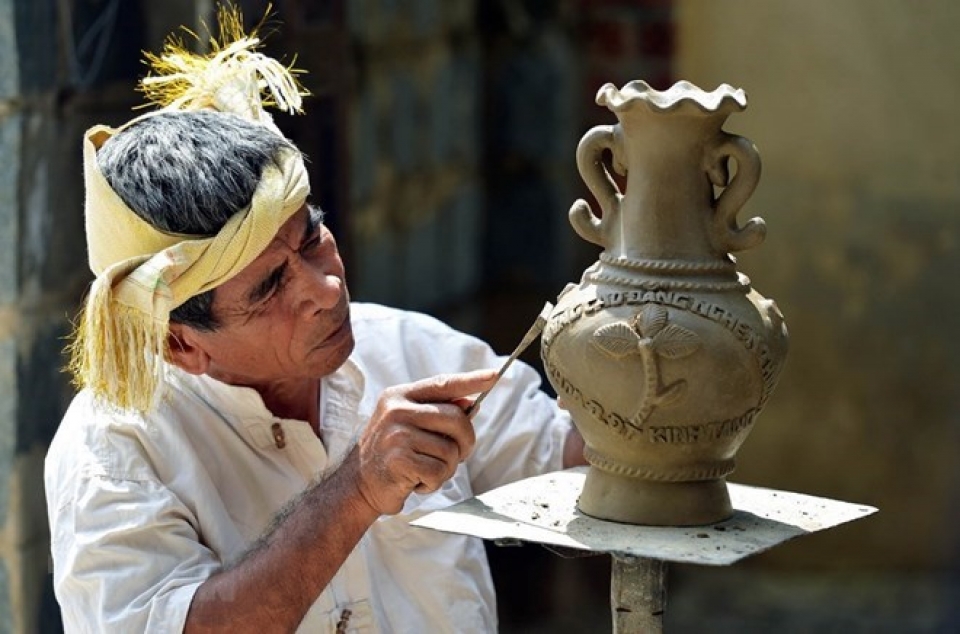 chams traditional craft of pottery to seek unesco regconition