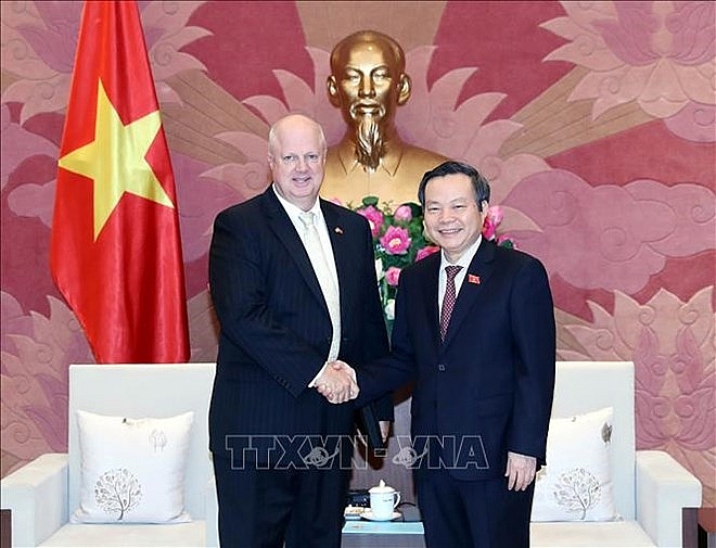 vietnam creates optimal conditions for foreign investors na leader