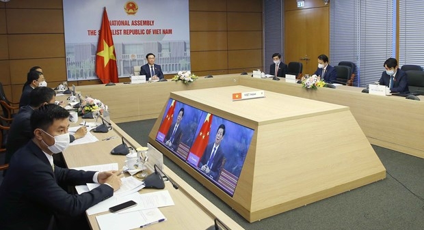 Vietnamese, Chinese top legislators hold online talks