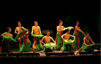 Vietnam artists perform at world folklore festival