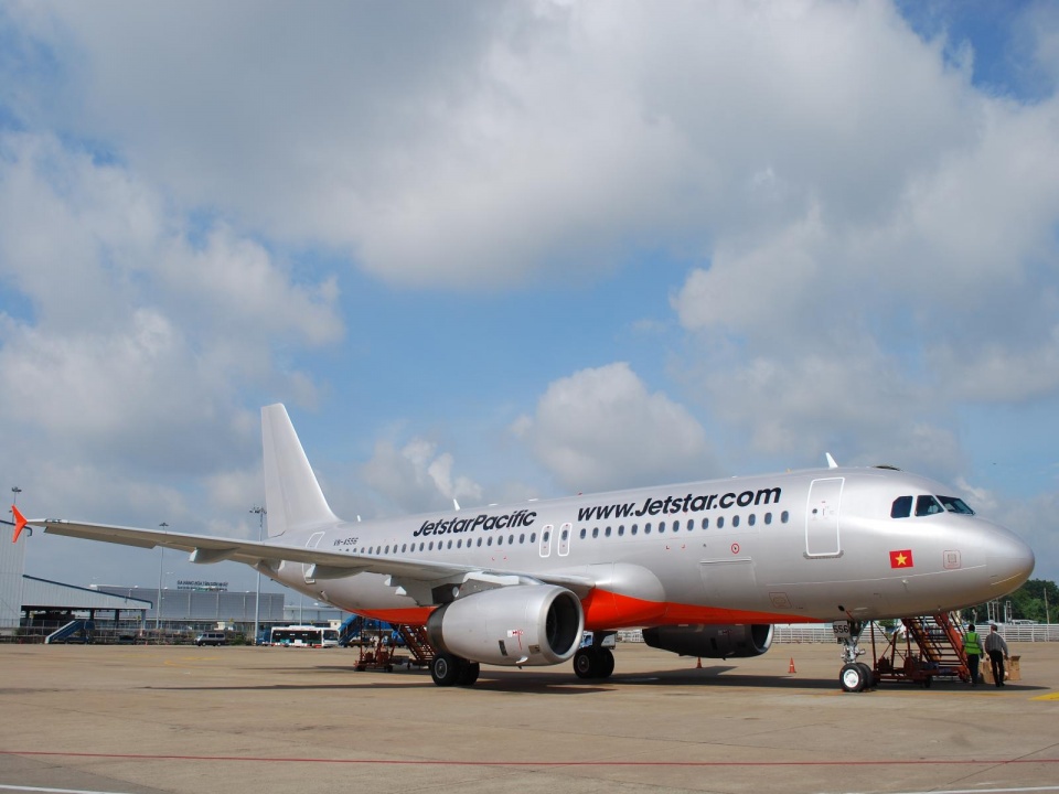 jetstar begins selling tickets on quang binh chiang mai route