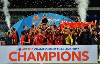 Vietnam brings home AFF U15 championship trophy