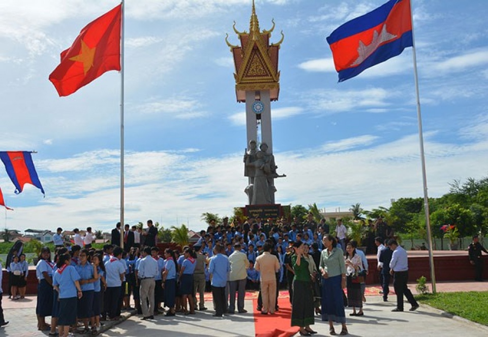 upgraded vietnam cambodia friendship monument inaugurated
