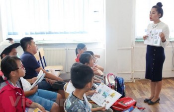 Summer Vietnamese course opens in Prague