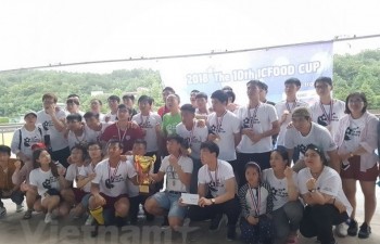 Vietnamese students in RoK organise football tournament