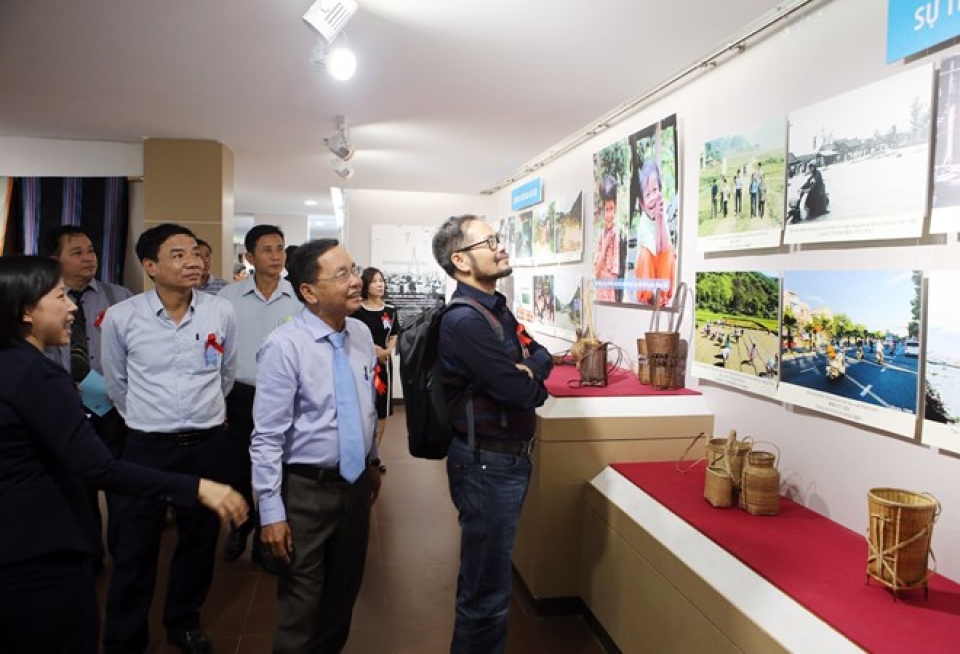exhibition highlights 20 year development of central central highlands regions
