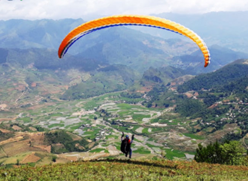 quang ninh national paragliding contest kicks off