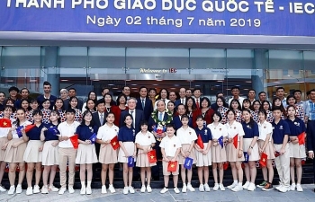 PM visits Quang Ngai’s International Education City