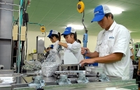 vietnam books 18 billion usd trade surplus in seven months