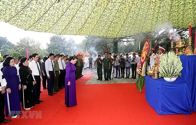 tay ninh ceremony lays martyrs remains from cambodia to rest