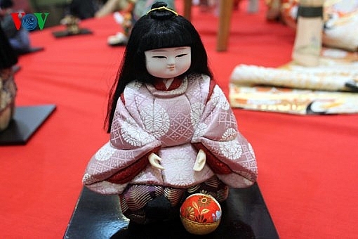 Traditional Japanese dolls exhibition comes back to Ha Noi after 7 years