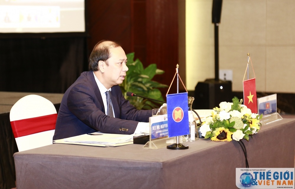 ASEAN officials mull building ASEAN recovery framework