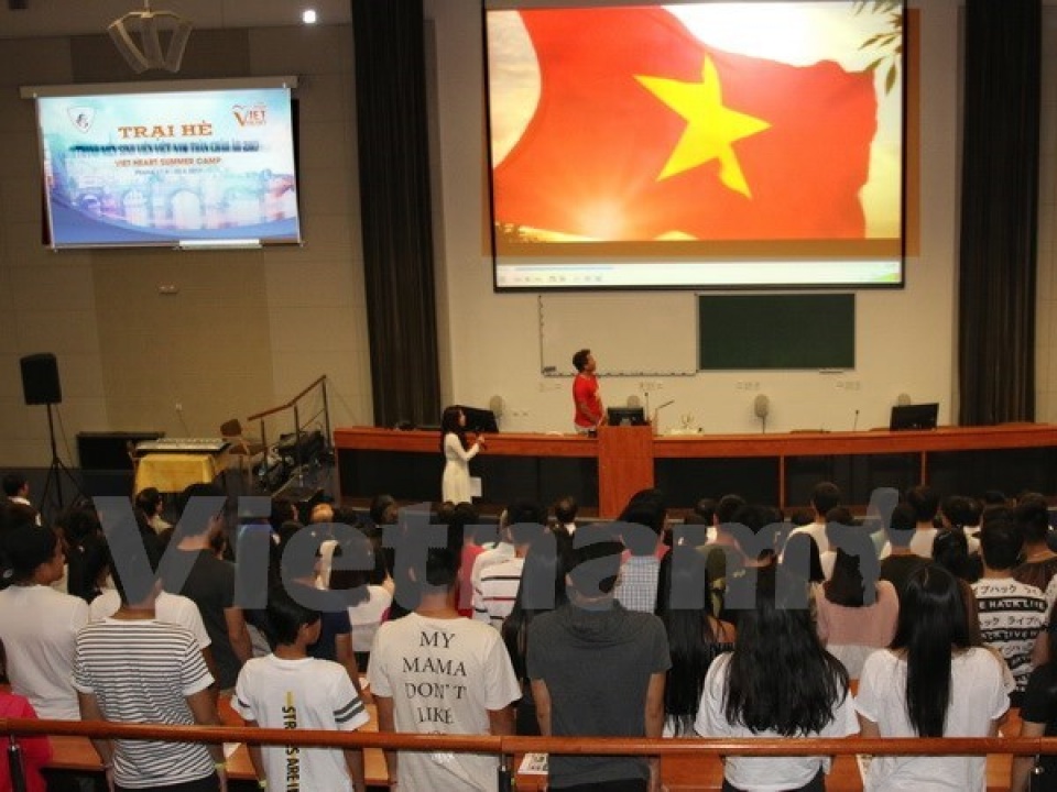 camp for vietnamese youths in europe opens in czech republic