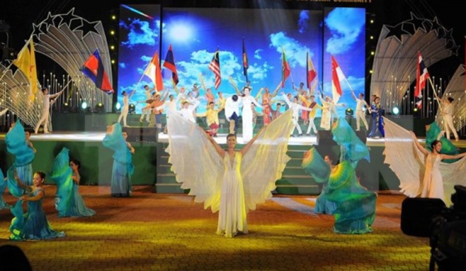 asean song dance and music festival held in vinh phuc