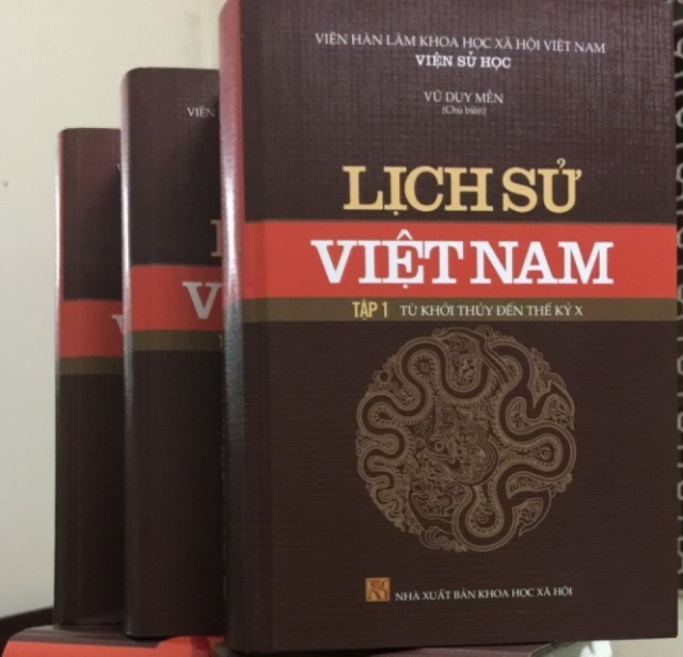 biggest ever book collection on vietnamese history launched