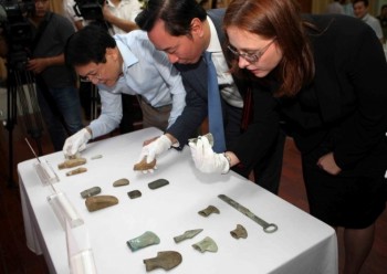18 antiques returned to Vietnam
