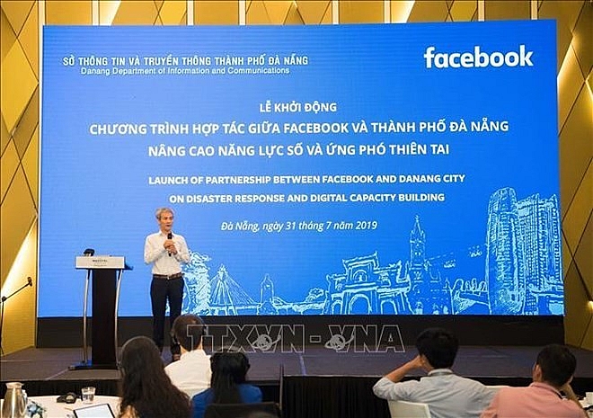 da nang facebook join hands in disaster response