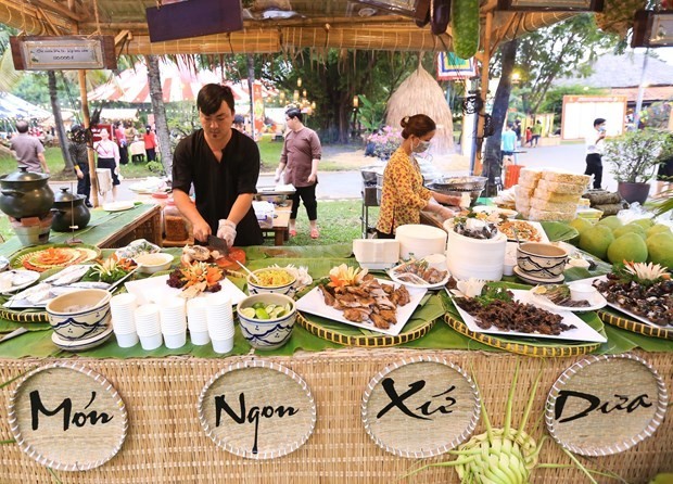 Festival honours traditional food of three regions