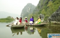 more boat tour opened in trang an landscape complex