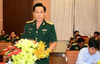 Young Vietnamese, Cambodian military officers hold exchange