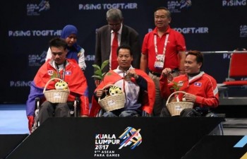 ASEAN Para Games: Vietnam weightlifters win 2 gold, break 2 records