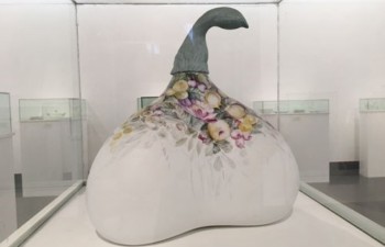 Hungarian contemporary porcelains displayed in Ha Noi