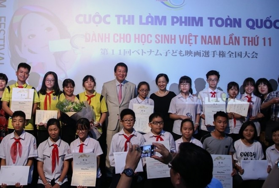 vietnamese students invited to attend short film making contest in japan