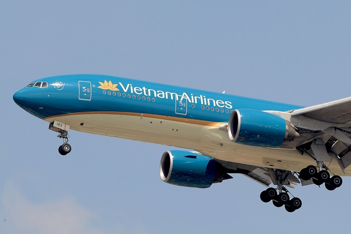 vietnam airlines works to complete procedures for direct flights to us