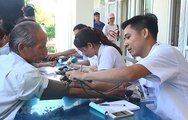 us organisations support disabled poor people in thua thien hue