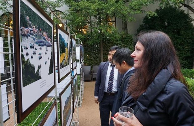 Photo exhibition in Czech Republic marks Vietnam’s National Day