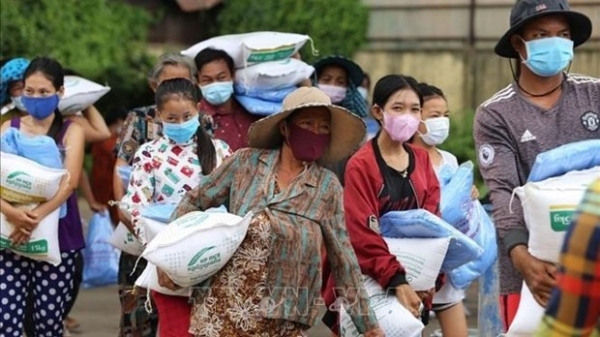Emergency aid reaches more Vietnamese-Cambodians