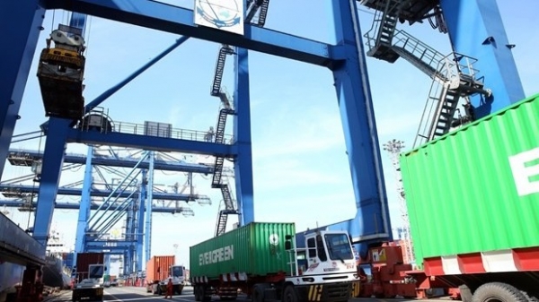 Vietnam runs trade surplus of 3 billion USD with UAE