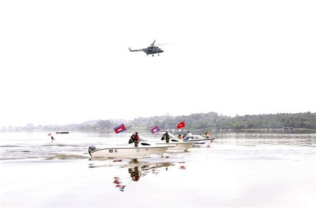 Rescue drill strengthened defence ties among Vietnam, Laos, Cambodia