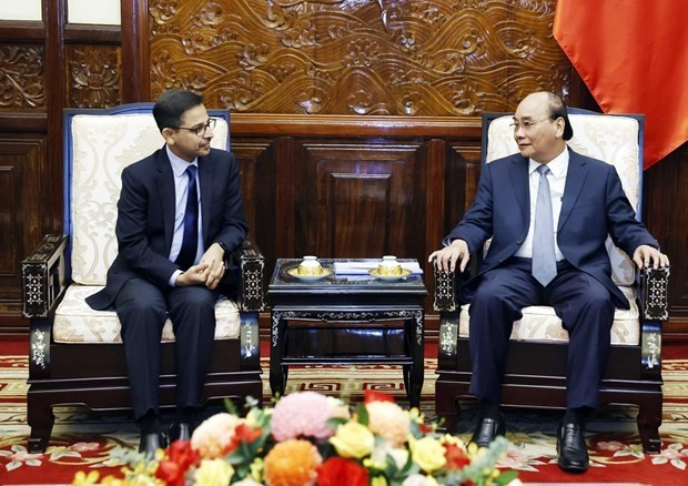 President Nguyen Xuan Phuc receives outgoing Indian ambassador