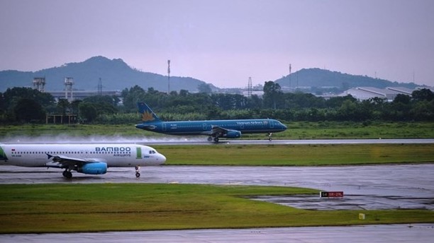 Vietnam Airlines restores operations at airports after typhoon Noru
