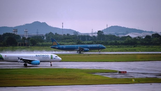 Vietnam Airlines restores operations at airports after typhoon