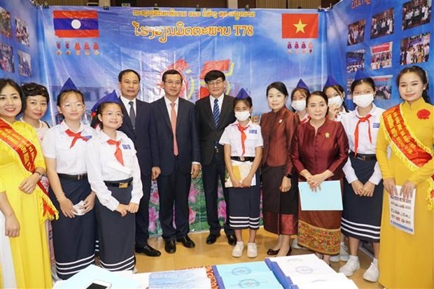 Vietnam, Laos foster education cooperation