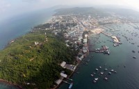 phu quoc island greets 260000 tourists in first month of 2018